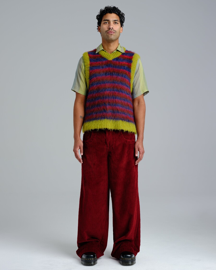 Jnco 101 Twin Cannon. 26". 4 Wale Corduroy. Burgundy.